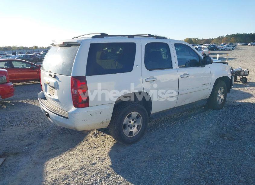 Photo 4 of 2007 Chevrolet Tahoe LT (VIN 1GNFC13J17R409519)