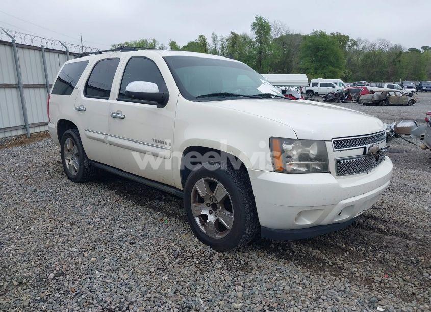 2008 Chevrolet Tahoe LTZ (VIN 1GNFC13J18R195973) main photo