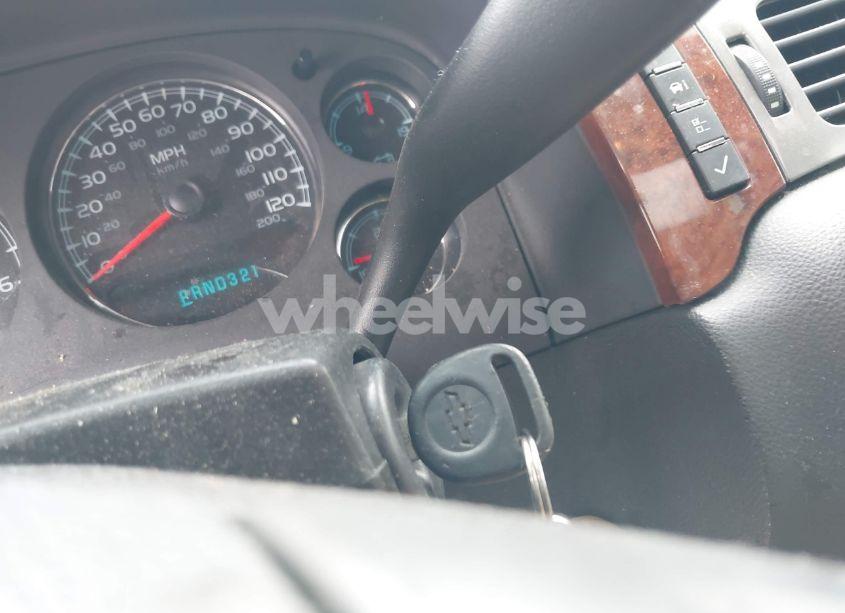 Photo 11 of 2008 Chevrolet Tahoe LTZ (VIN 1GNFC13J18R195973)