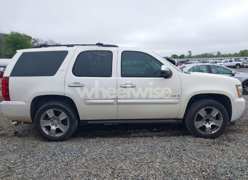 Photo 13 of 2008 Chevrolet Tahoe LTZ (VIN 1GNFC13J18R195973)