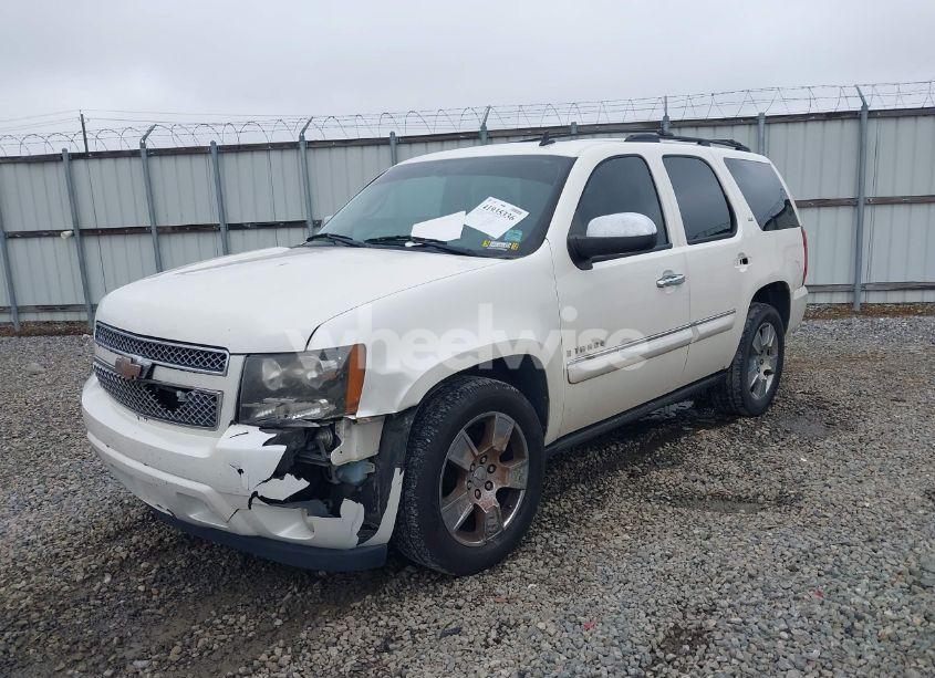 Photo 2 of 2008 Chevrolet Tahoe LTZ (VIN 1GNFC13J18R195973)