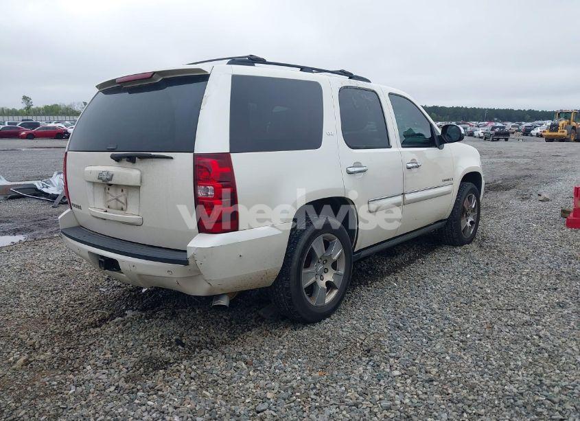 Photo 4 of 2008 Chevrolet Tahoe LTZ (VIN 1GNFC13J18R195973)