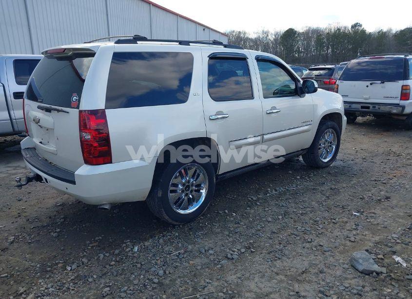 Photo 4 of 2008 Chevrolet Tahoe LTZ (VIN 1GNFC13J18R263835)