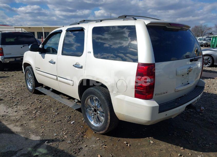 Photo 6 of 2008 Chevrolet Tahoe LTZ (VIN 1GNFC13J18R263835)