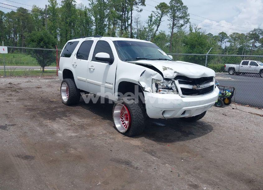 2007 Chevrolet Tahoe LT (VIN 1GNFC13J27J383379) main photo