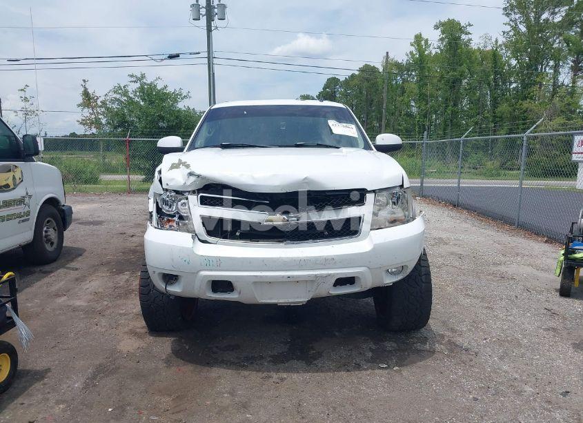 Photo 12 of 2007 Chevrolet Tahoe LT (VIN 1GNFC13J27J383379)