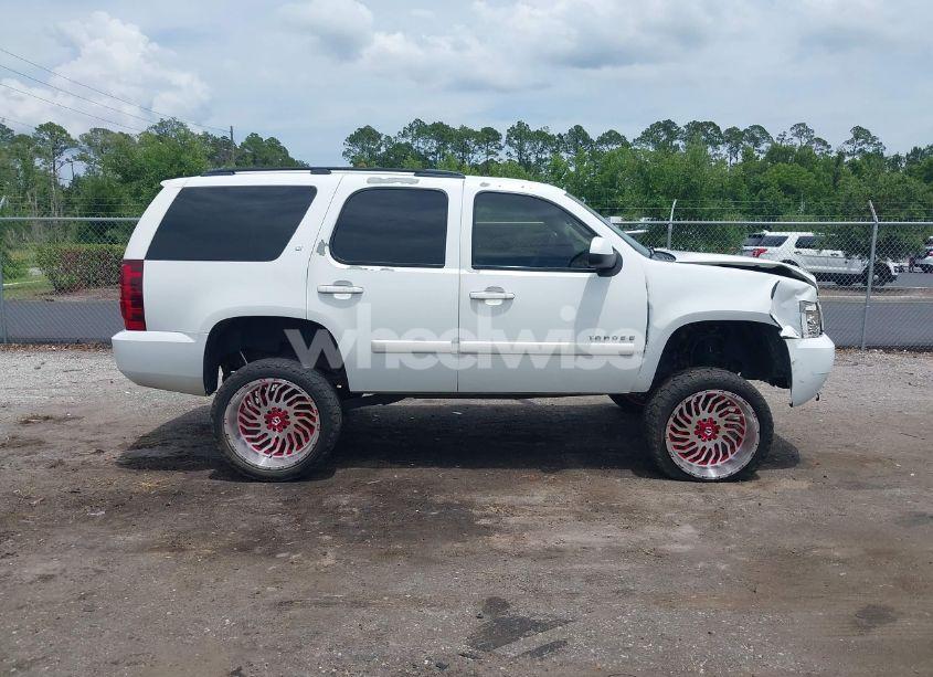 Photo 13 of 2007 Chevrolet Tahoe LT (VIN 1GNFC13J27J383379)
