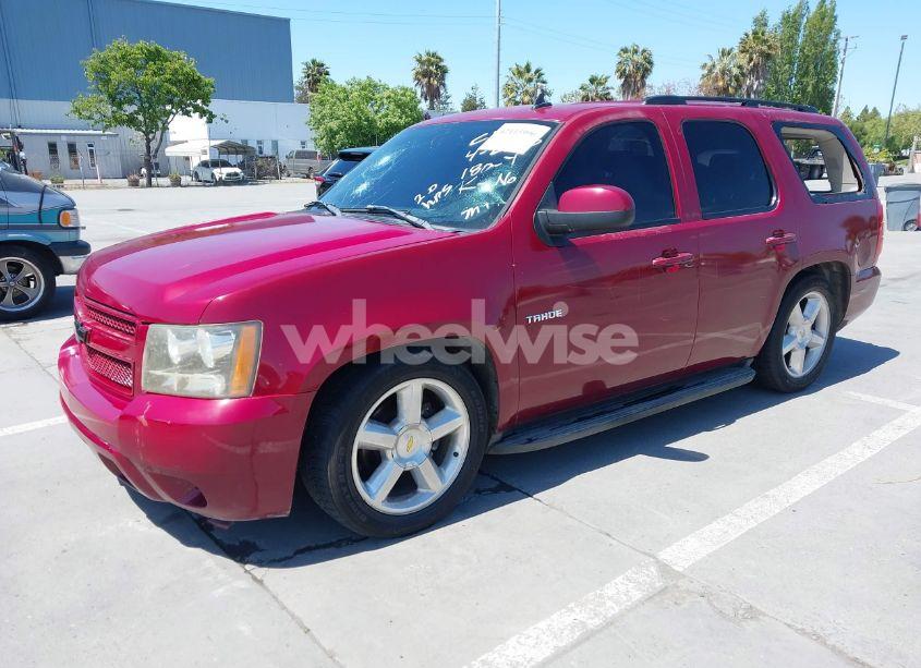 Photo 2 of 2007 Chevrolet Tahoe LS (VIN 1GNFC13J27R176900)