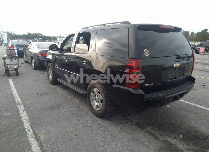 Photo 3 of 2008 Chevrolet Tahoe LT (VIN 1GNFC13J28R140819)