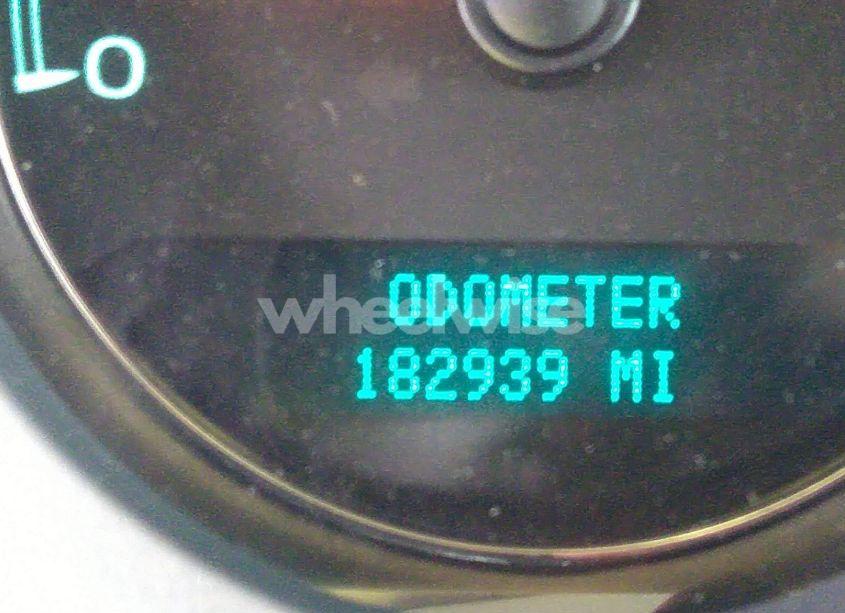 Photo 7 of 2008 Chevrolet Tahoe LT (VIN 1GNFC13J28R140819)