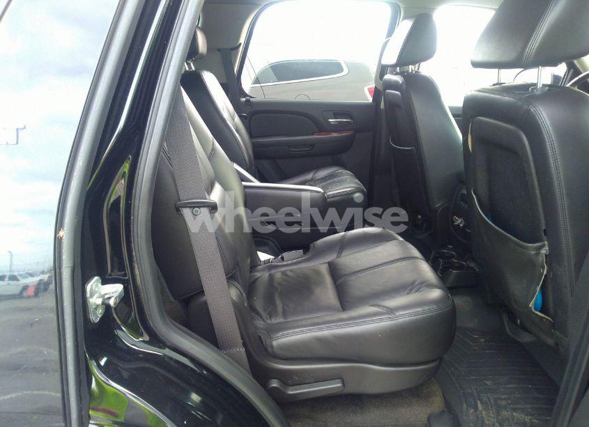 Photo 8 of 2008 Chevrolet Tahoe LT (VIN 1GNFC13J28R140819)