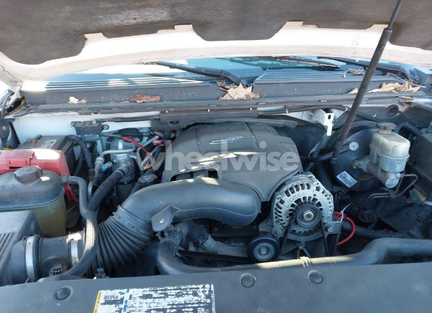 Photo 10 of 2007 Chevrolet Tahoe LT (VIN 1GNFC13J37R204879)