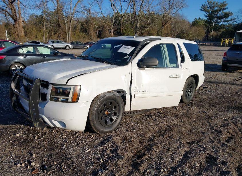 Photo 2 of 2007 Chevrolet Tahoe LT (VIN 1GNFC13J37R204879)