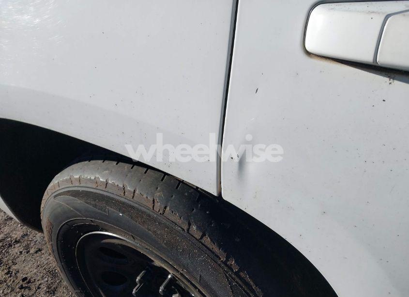 Photo 6 of 2007 Chevrolet Tahoe LT (VIN 1GNFC13J37R204879)