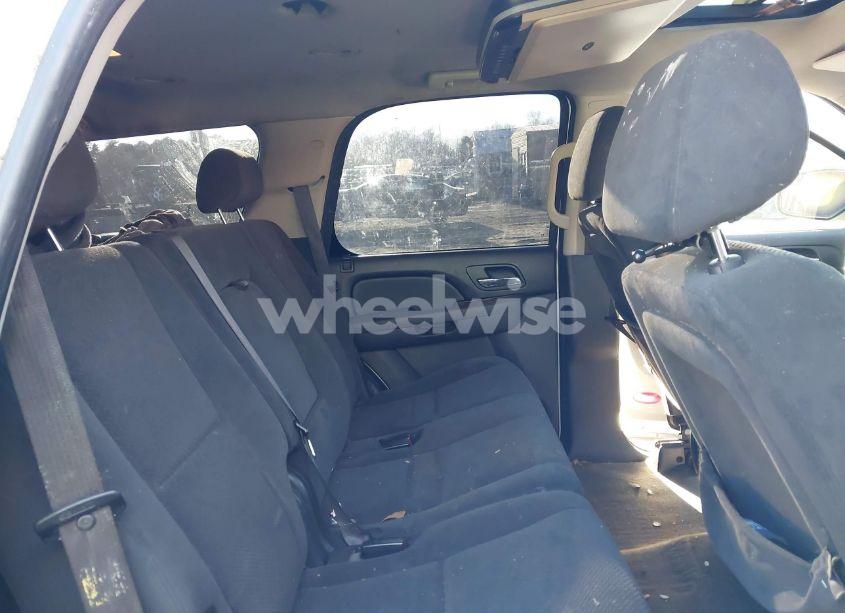 Photo 8 of 2007 Chevrolet Tahoe LT (VIN 1GNFC13J37R204879)