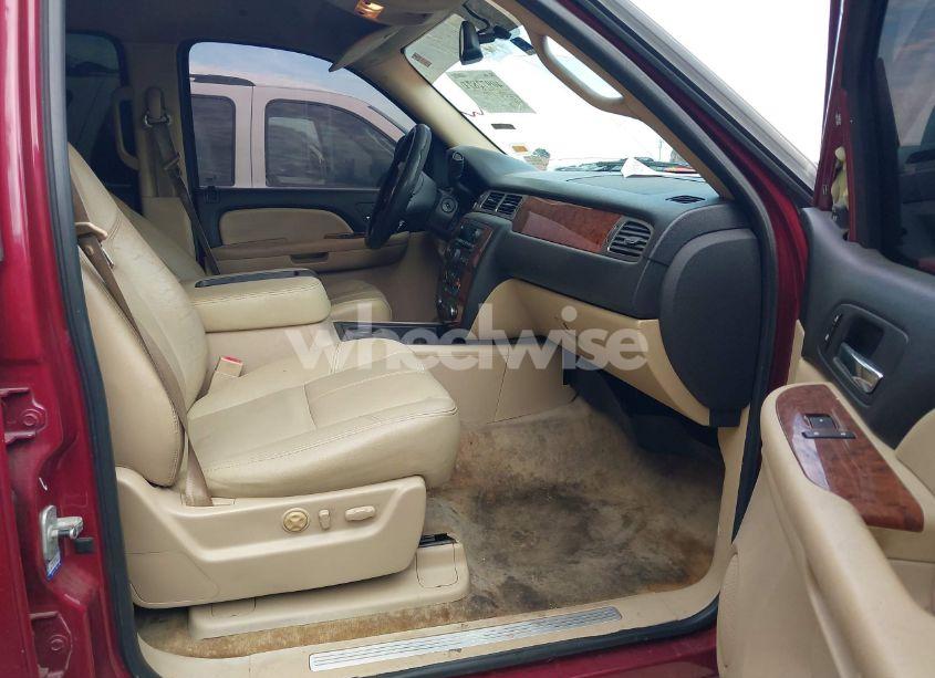 Photo 5 of 2007 Chevrolet Tahoe LT (VIN 1GNFC13J37R397101)