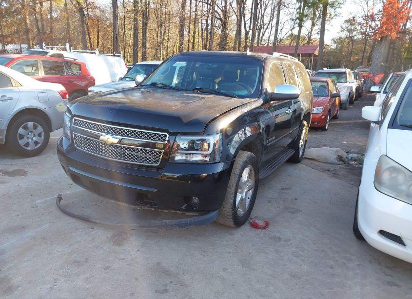 Photo 2 of 2008 Chevrolet Tahoe LTZ (VIN 1GNFC13J38R144068)