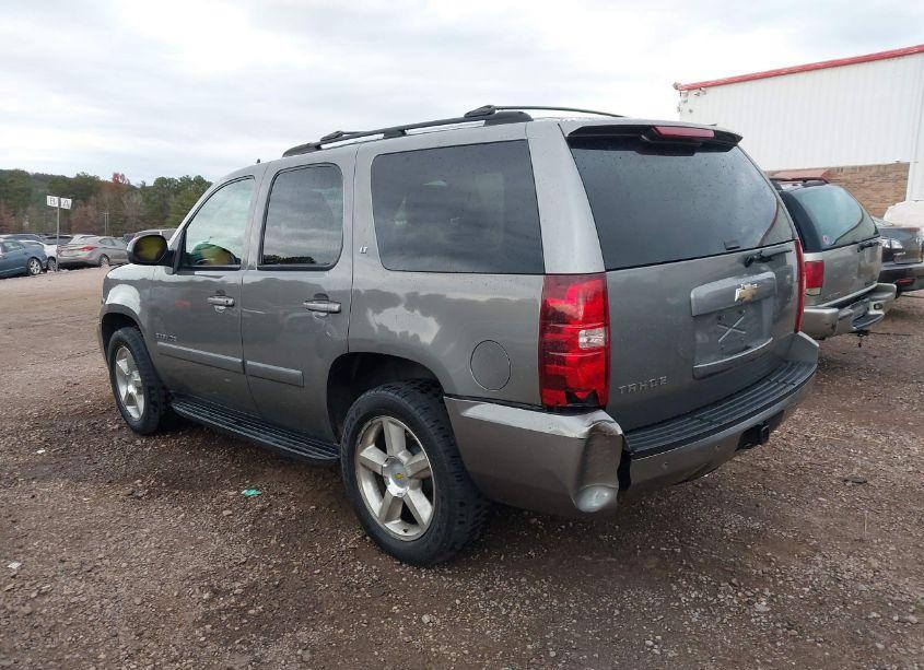 Photo 3 of 2007 Chevrolet Tahoe LT (VIN 1GNFC13J47J154301)