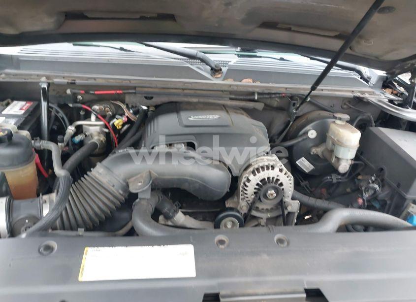 Photo 10 of 2007 Chevrolet Tahoe LT (VIN 1GNFC13J47R120103)