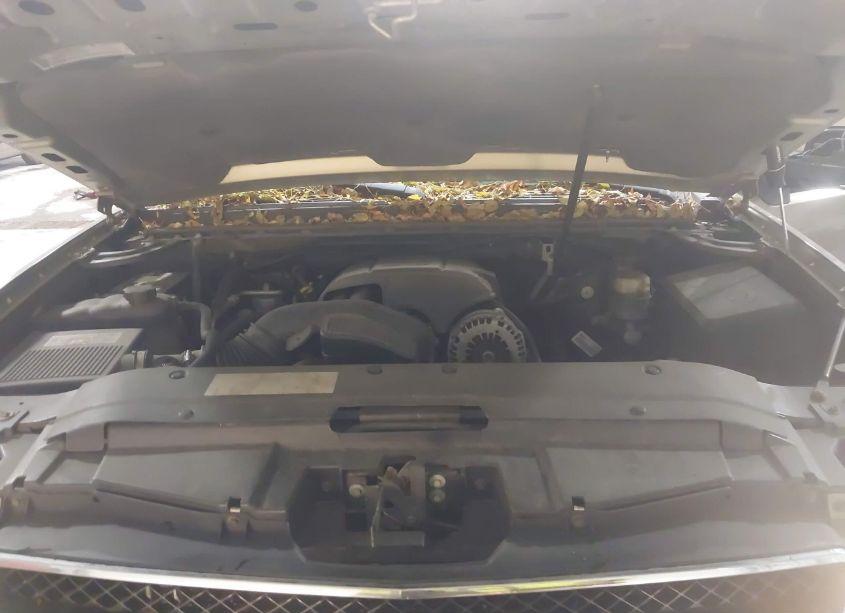 Photo 10 of 2007 Chevrolet Tahoe LS (VIN 1GNFC13J57J140715)