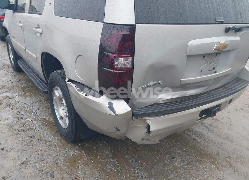 Photo 6 of 2007 Chevrolet Tahoe LT (VIN 1GNFC13J57J313648)