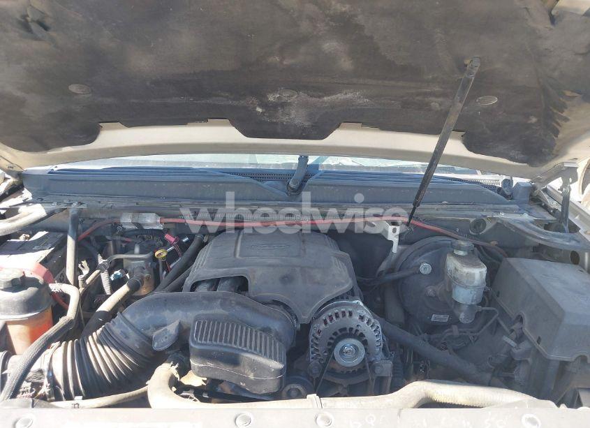 Photo 10 of 2007 Chevrolet Tahoe LT (VIN 1GNFC13J57J400000)