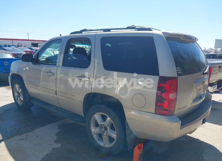 Photo 3 of 2007 Chevrolet Tahoe LT (VIN 1GNFC13J57J400000)