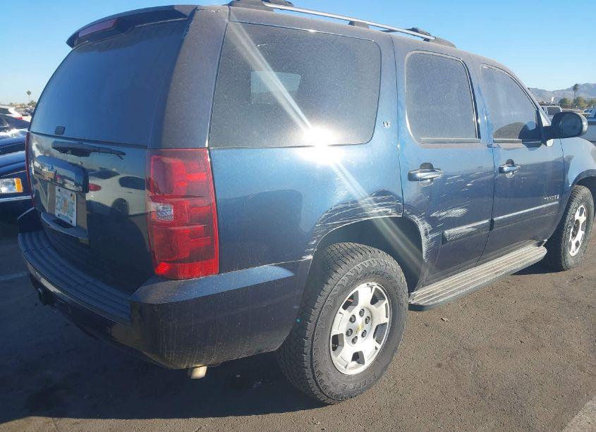 Photo 4 of 2007 Chevrolet Tahoe LT (VIN 1GNFC13J57R106100)
