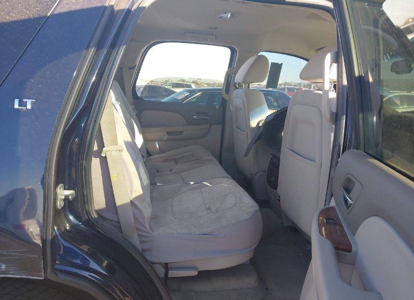 Photo 8 of 2007 Chevrolet Tahoe LT (VIN 1GNFC13J57R106100)