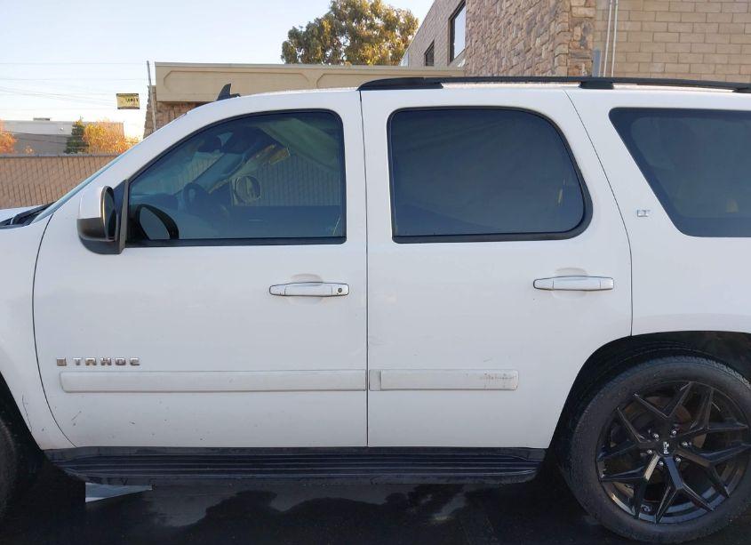 Photo 14 of 2007 Chevrolet Tahoe LT (VIN 1GNFC13J57R311349)