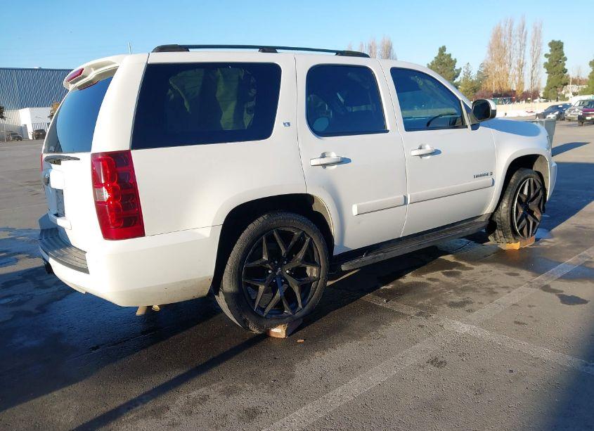 Photo 4 of 2007 Chevrolet Tahoe LT (VIN 1GNFC13J57R311349)
