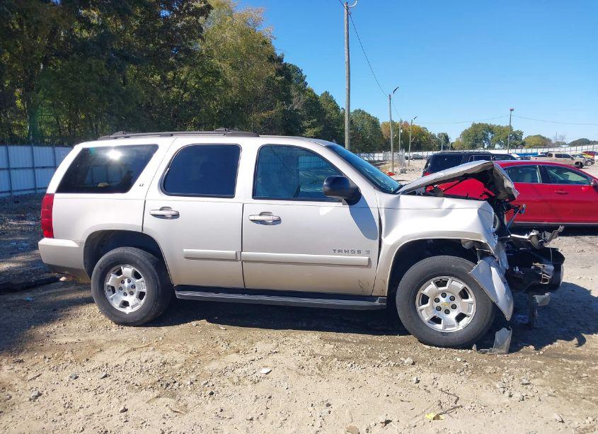 Photo 14 of 2007 Chevrolet Tahoe LT (VIN 1GNFC13J67R100872)