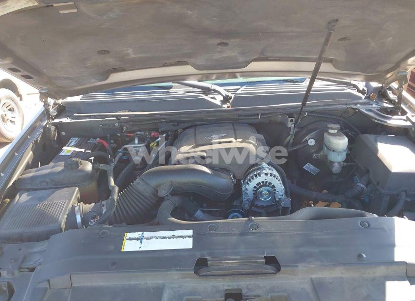 Photo 10 of 2007 Chevrolet Tahoe LT (VIN 1GNFC13J67R142832)