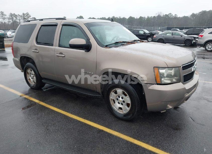 2007 Chevrolet Tahoe LT (VIN 1GNFC13J67R185065) main photo