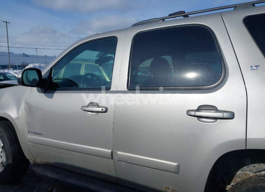 Photo 13 of 2008 Chevrolet Tahoe LT (VIN 1GNFC13J68J115016)