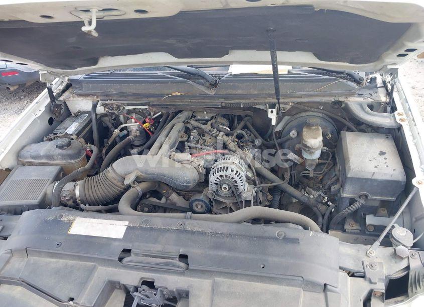 Photo 10 of 2007 Chevrolet Tahoe LS (VIN 1GNFC13J77J127304)