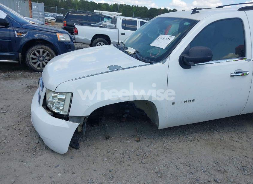 Photo 6 of 2007 Chevrolet Tahoe LS (VIN 1GNFC13J77J127304)