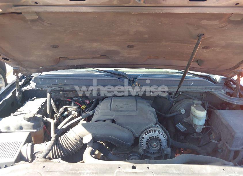 Photo 10 of 2007 Chevrolet Tahoe LT (VIN 1GNFC13J77R112951)