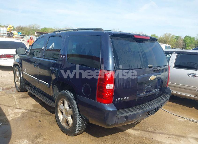 Photo 3 of 2007 Chevrolet Tahoe LT (VIN 1GNFC13J77R112951)