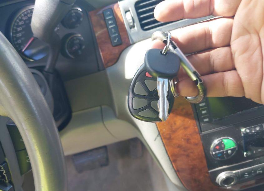 Photo 11 of 2007 Chevrolet Tahoe LTZ (VIN 1GNFC13J77R146582)