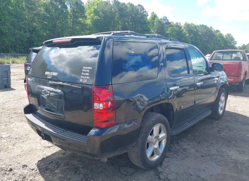 Photo 4 of 2007 Chevrolet Tahoe LTZ (VIN 1GNFC13J77R146582)