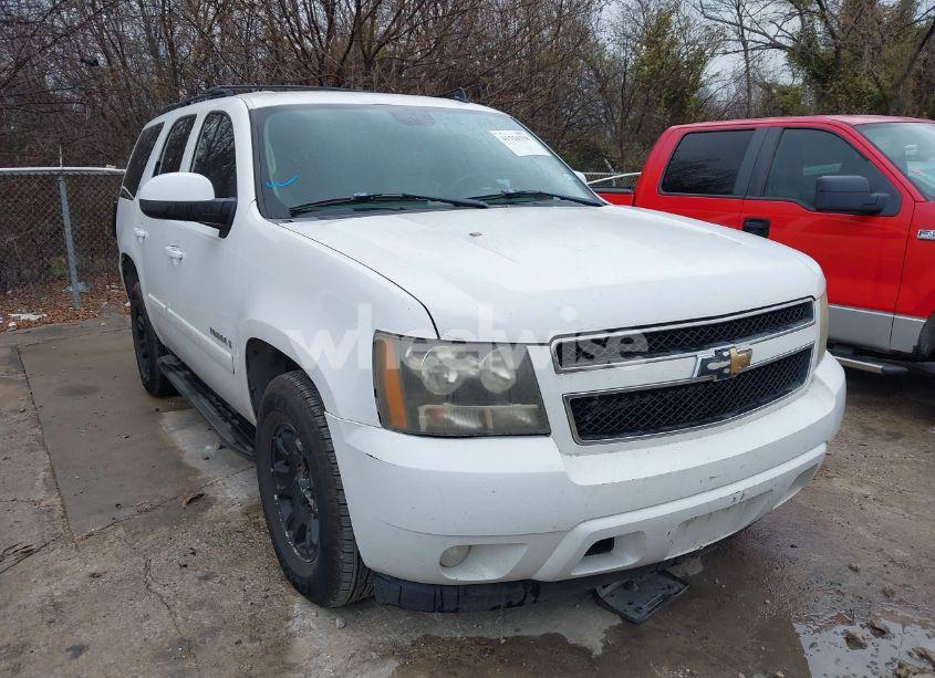 2007 Chevrolet Tahoe LT (VIN 1GNFC13J77R165522) main photo