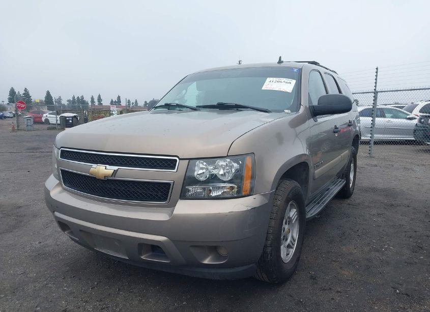 Photo 2 of 2007 Chevrolet Tahoe LS (VIN 1GNFC13J77R243524)