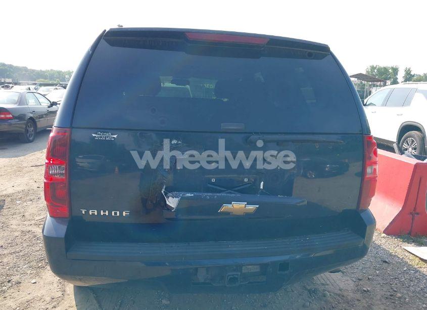 Photo 6 of 2007 Chevrolet Tahoe LS (VIN 1GNFC13J97J100573)