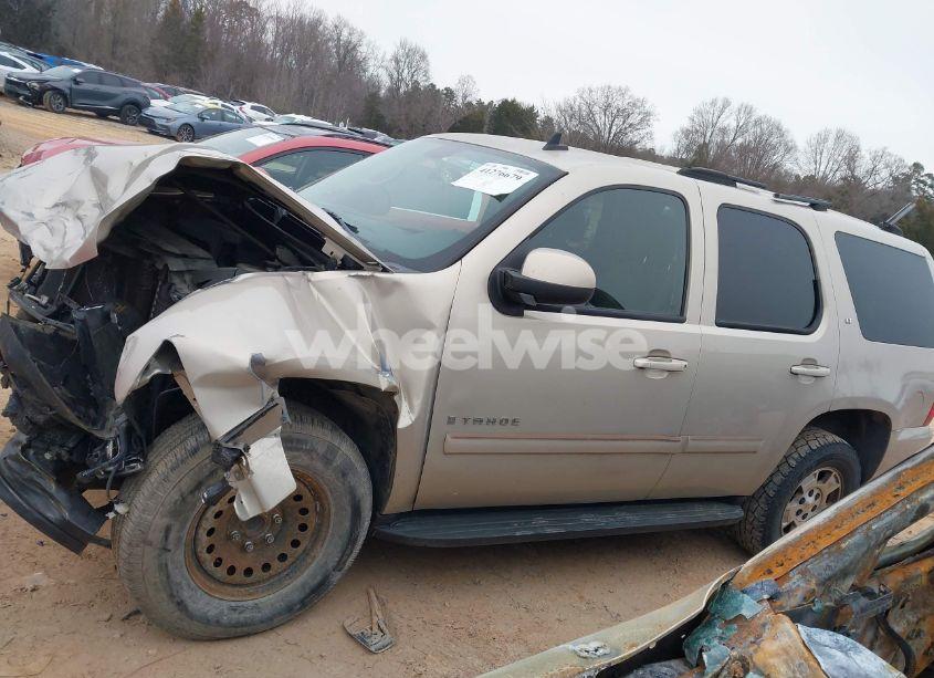 Photo 14 of 2007 Chevrolet Tahoe LT (VIN 1GNFC13J97J146579)