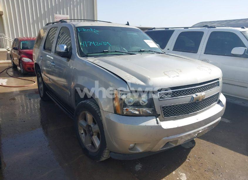 2007 Chevrolet Tahoe LTZ (VIN 1GNFC13J97R379542) main photo