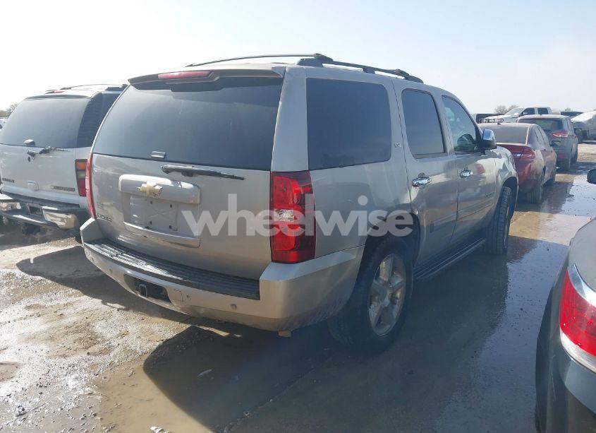 Photo 4 of 2007 Chevrolet Tahoe LTZ (VIN 1GNFC13J97R379542)