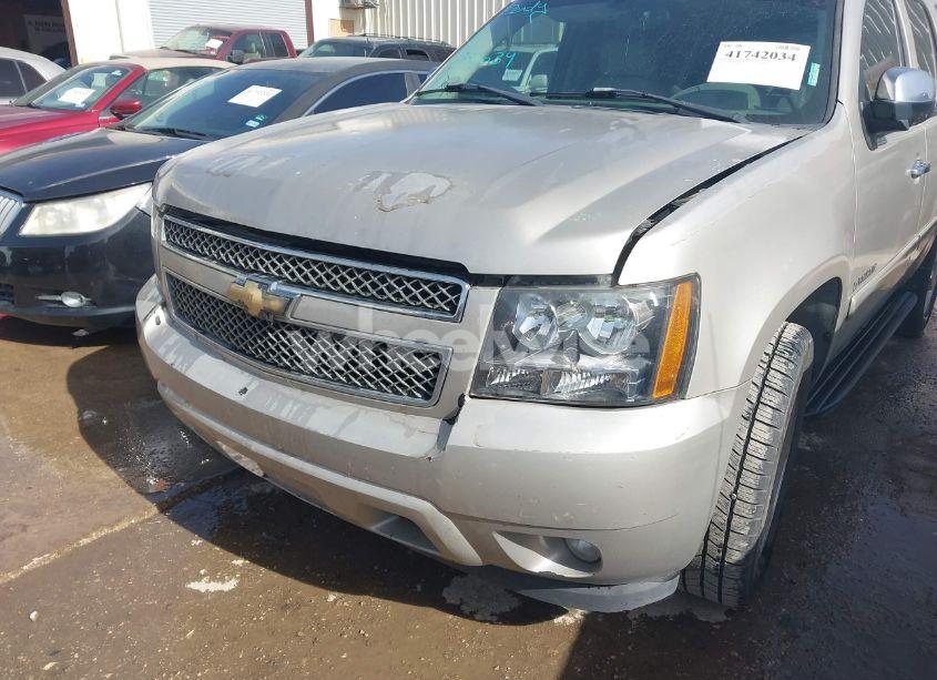 Photo 6 of 2007 Chevrolet Tahoe LTZ (VIN 1GNFC13J97R379542)