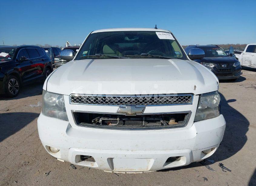 Photo 12 of 2008 Chevrolet Tahoe LTZ (VIN 1GNFC13J98R266014)