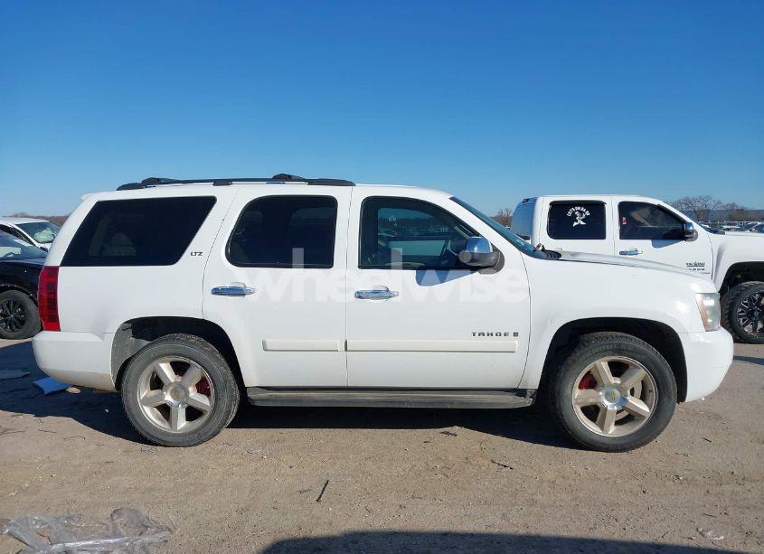 Photo 13 of 2008 Chevrolet Tahoe LTZ (VIN 1GNFC13J98R266014)
